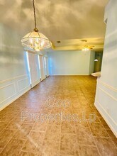 6239 Parkland Oaks Dr in San Antonio, TX - Building Photo - Building Photo
