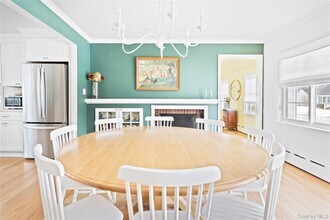 11 Bieselin Rd in Bellport, NY - Building Photo - Building Photo