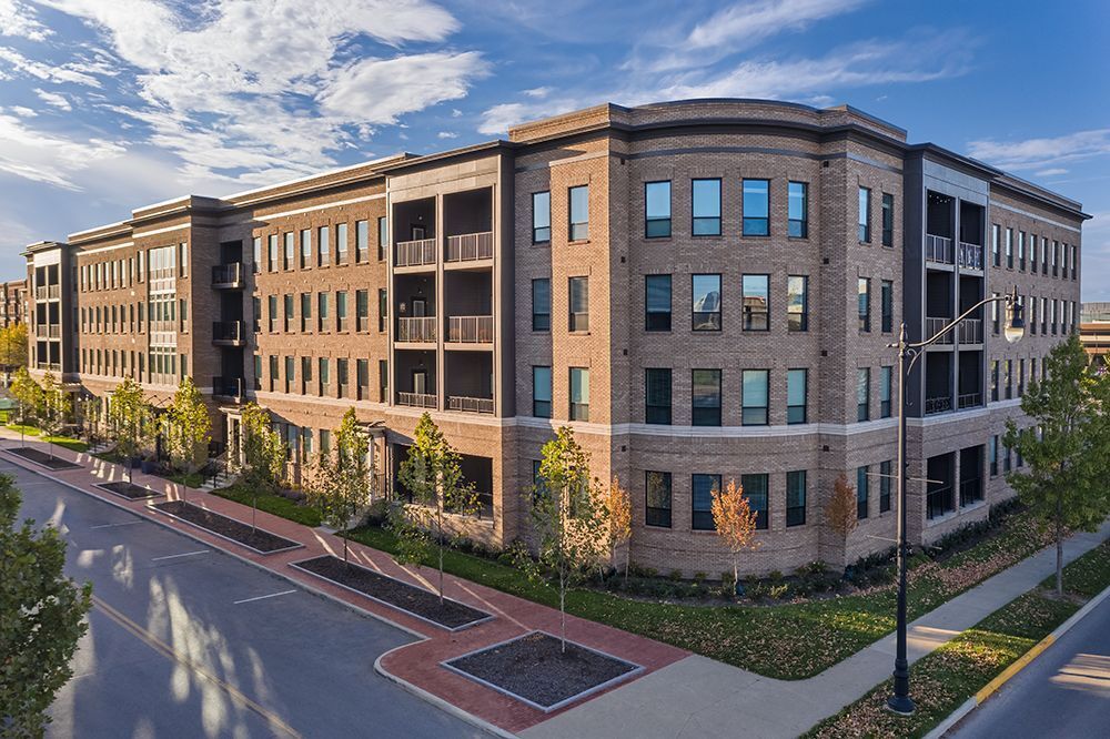 Apartments at the Yard: Kipton in Grandview Heights, OH - Building Photo