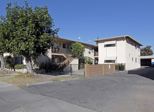 1773 W Sumac Ln in Anaheim, CA - Building Photo - Building Photo