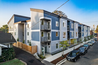 Kenton Townhomes in Portland, OR - Building Photo - Building Photo