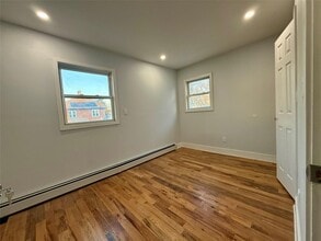 105-63-105134 134th St in Queens, NY - Building Photo - Building Photo
