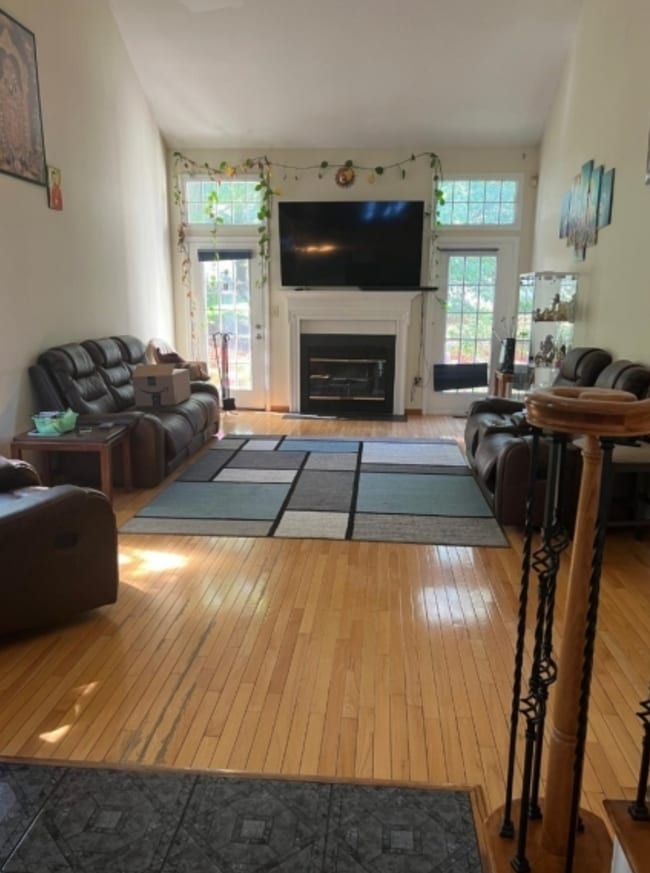 1601 Vroom Dr in Bridgewater, NJ - Building Photo - Building Photo