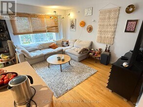 133 Scout St in Ottawa, ON - Building Photo - Building Photo