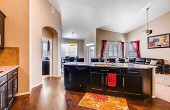 19402 Dunraven St in Parker, CO - Building Photo - Building Photo