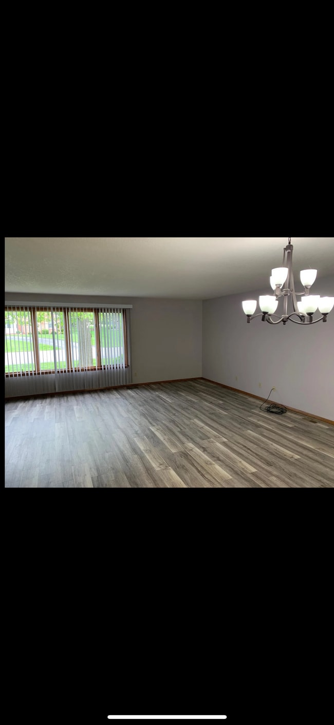 2275 N Cable Rd, Unit No 36 in Lima, OH - Building Photo - Building Photo