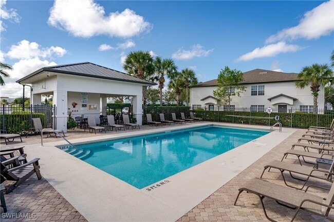 9080 Gervais Cir in Naples, FL - Building Photo - Building Photo