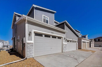 17058 E Center Pl in Aurora, CO - Building Photo - Building Photo