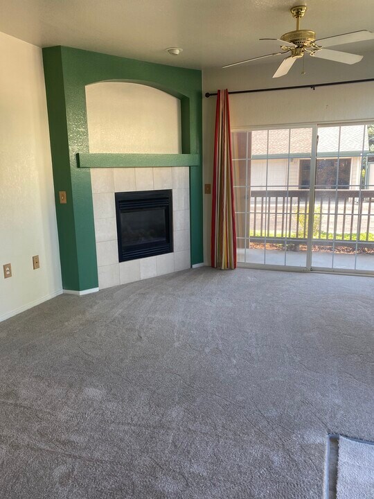 3002 W Elizabeth St, Unit 3D in Fort Collins, CO - Foto de edificio