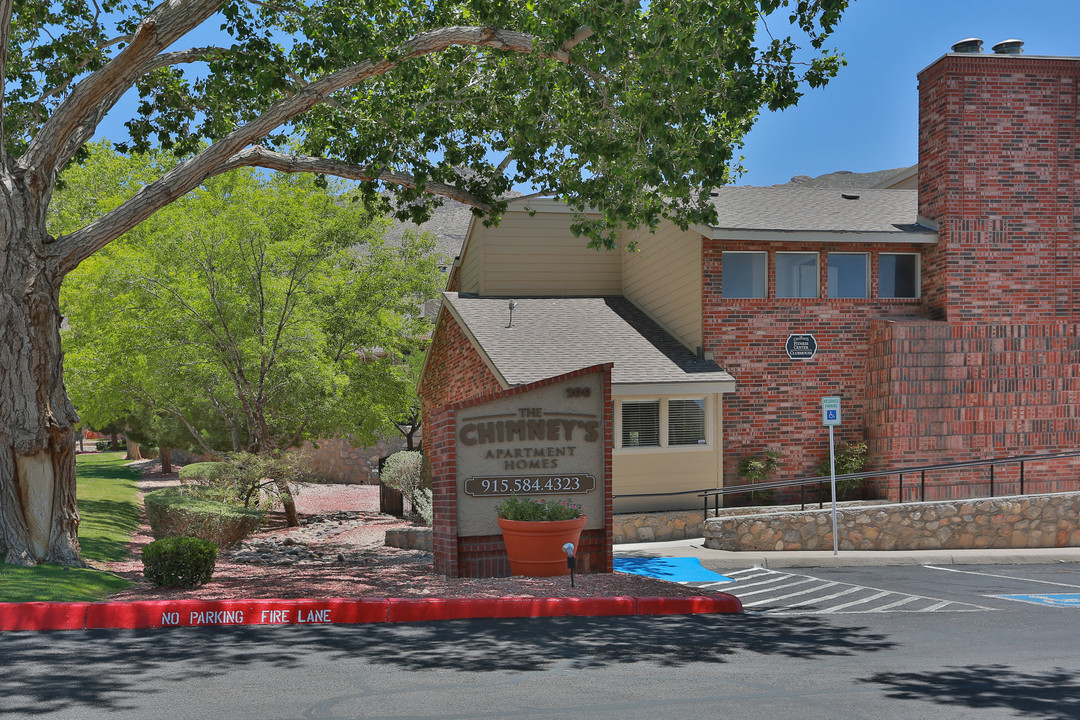 The Chimneys Apartment Homes in El Paso, TX - Building Photo