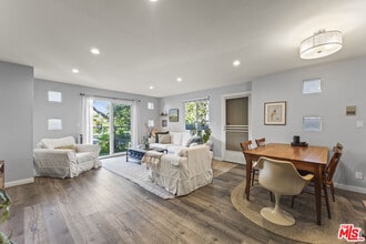 712 Pacific St in Santa Monica, CA - Building Photo - Building Photo