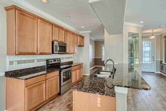 11318 Callaway Pond Dr in Riverview, FL - Building Photo - Building Photo
