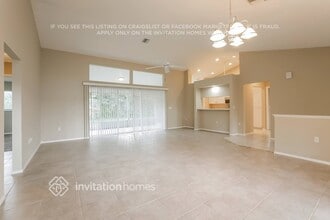 433 Lake of the Woods Dr in Venice, FL - Building Photo - Building Photo