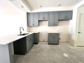 3164 Oleander Ave in Fort Pierce, FL - Building Photo - Building Photo