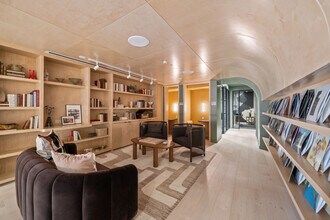 The Mill Residences in Houston, TX - Foto de edificio - Building Photo
