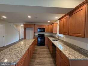 102 Linda Ct N in Richlandtown, PA - Building Photo - Building Photo