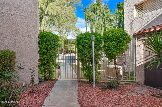 property at 11044 N 28th Dr