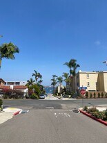 360 Rosecrans St in San Diego, CA - Building Photo
