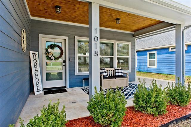 1018 Chase St in Denison, TX - Building Photo