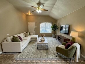 4706 John David Dr in Killeen, TX - Building Photo - Building Photo