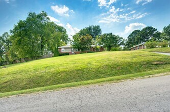 4809 Lynn Dr in Nashville, TN - Building Photo - Building Photo