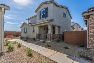 14643 W Sand Hills Rd in Surprise, AZ - Building Photo - Building Photo