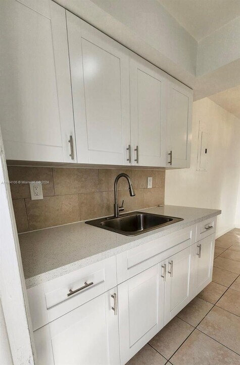 31 NW 163rd St, Unit 41 in Miami, FL - Foto de edificio