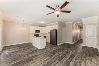 420 Flt Rdg Wy in Knoxville, TN - Building Photo - Building Photo