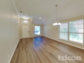 834 San Jacinto Dr in Grand Prairie, TX - Building Photo - Building Photo