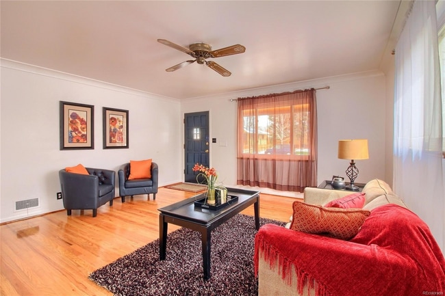 2251 Newark St in Aurora, CO - Building Photo - Building Photo