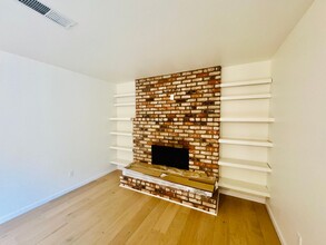 18695 Moro Rd in Salinas, CA - Building Photo - Building Photo
