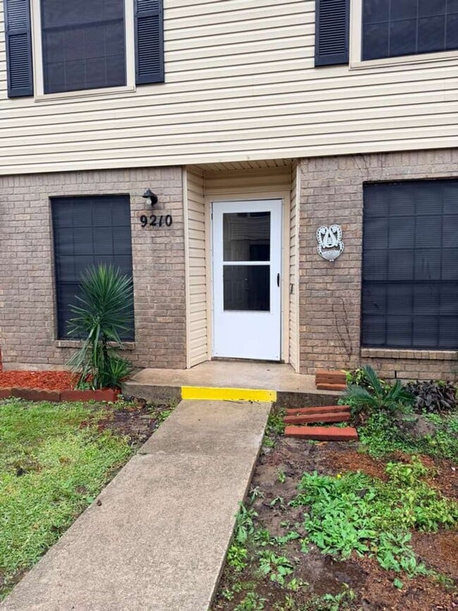 property at 9210 Glen Meadow Ln