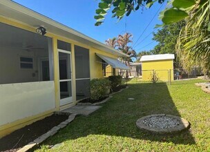 3393 NE Sandra Dr in Jensen Beach, FL - Building Photo - Building Photo