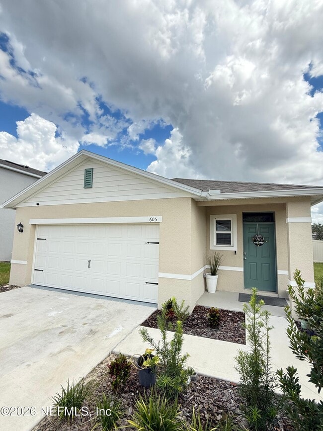 property at 605 Park Pl Blvd