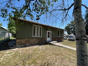 295 4th Ave W N in Kalispell, MT - Foto de edificio - Building Photo