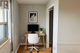 40 Homewood Ave in Toronto, ON - Building Photo - Building Photo