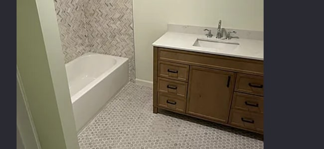 6048 Fireside Dr in Rockford, IL - Foto de edificio - Building Photo