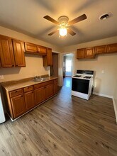 8452 Paige Ave in Warren, MI - Building Photo - Building Photo