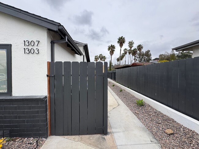 1307 S Orange Ave in El Cajon, CA - Building Photo - Building Photo