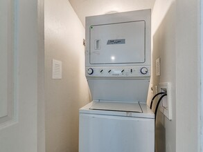 1617 SW 32nd St in Oklahoma City, OK - Building Photo - Building Photo