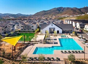 307 Sweet Pl in Fallbrook, CA - Building Photo