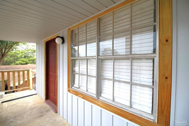 10151 Guidy Ln in Pensacola, FL - Building Photo - Building Photo