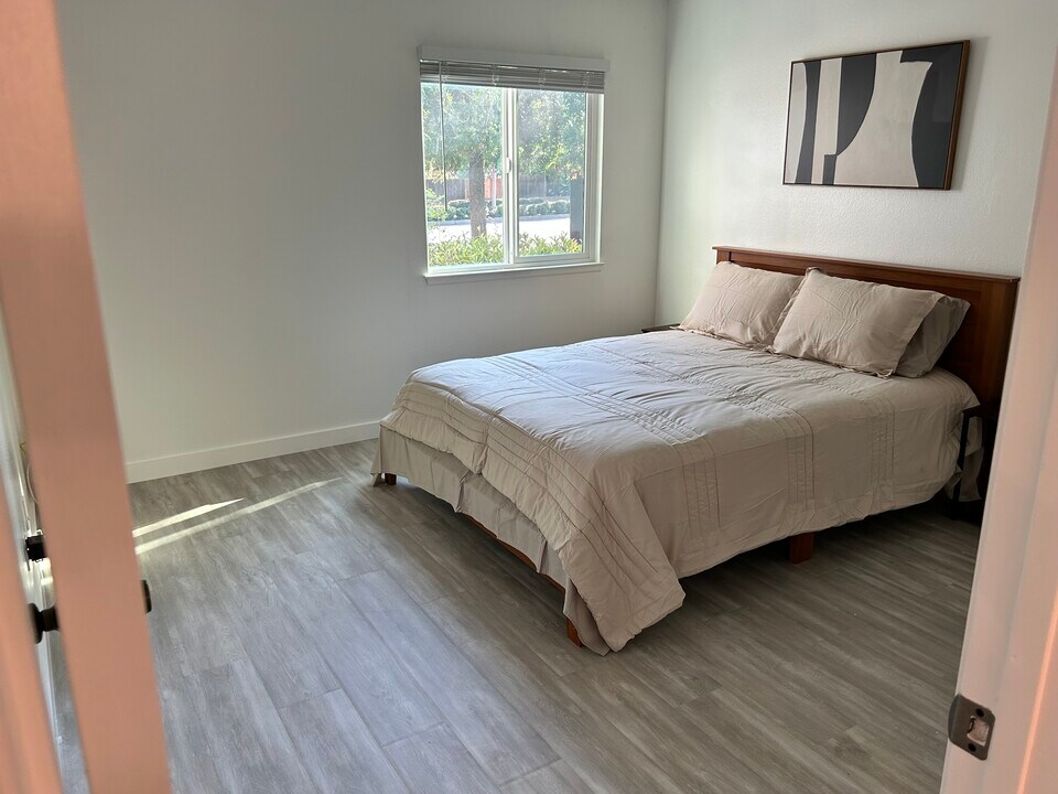 8990 19th St, Unit Sunscape Condo in Rancho Cucamonga, CA - Building Photo