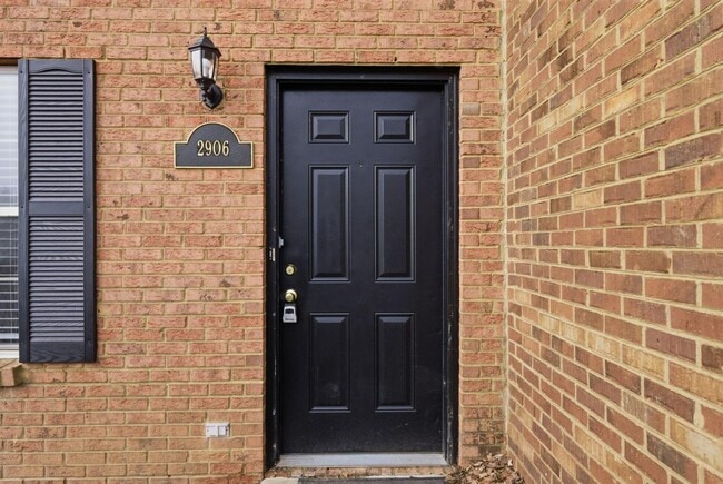 2906 Blairdon Cir in Lexington, KY - Building Photo - Building Photo