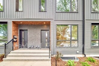 6415-6493 93 St NW in Edmonton, AB - Building Photo - Building Photo