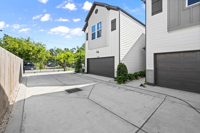 property at 3208 Bostic St
