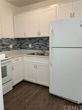 707 E Chuckwalla Rd-Unit -9 in Palm Springs, CA - Foto de edificio - Building Photo
