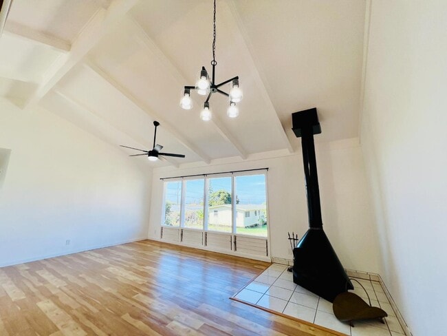 66-1734 Kawaihae Rd in Waimea, HI - Foto de edificio - Building Photo