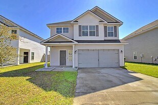 65 Gambrell Rd in Hinesville, GA - Building Photo