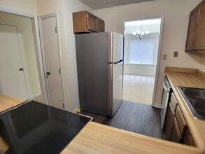 6917 Glendower Rd in Raleigh, NC - Building Photo - Building Photo